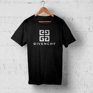Givenchy T-Shirt